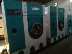 郑州出售二手干洗店机器二手小型水洗机烘干机图1