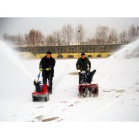 实现机器自走式前进 小型全自动自行走扫雪机抛雪机