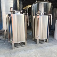 乐山市炫碟不锈钢密封储酒罐立式储酒罐品质为先以质取胜