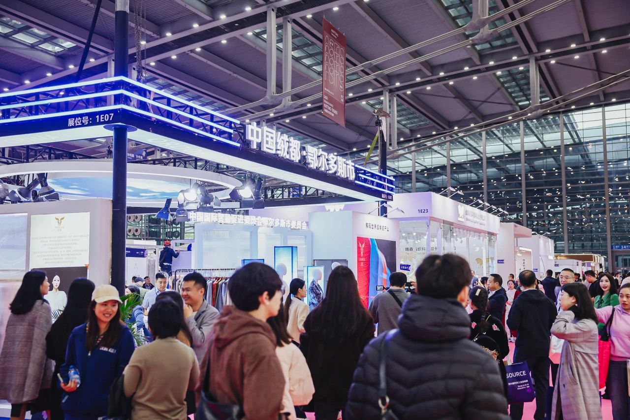 潮涌鹏城，开启时尚 “超链接”丨第30届FASHION SOURCE时尚之源深圳展、AW25深圳原创时装周盛大启幕
