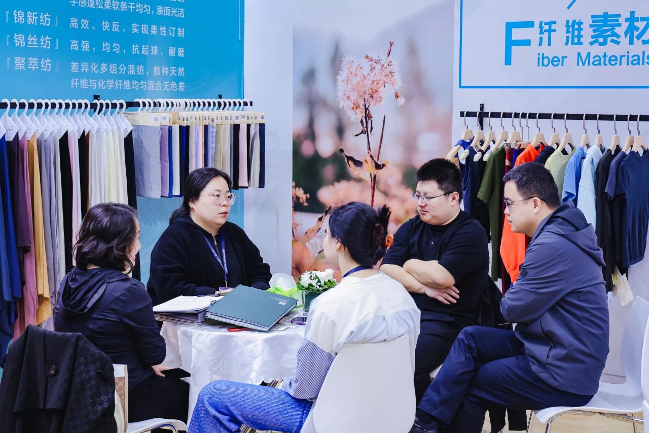 潮涌鹏城，开启时尚 “超链接”丨第30届FASHION SOURCE时尚之源深圳展、AW25深圳原创时装周盛大启幕