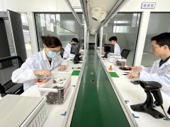 “国家队”入场，废旧手机回收市场如何“突围”？